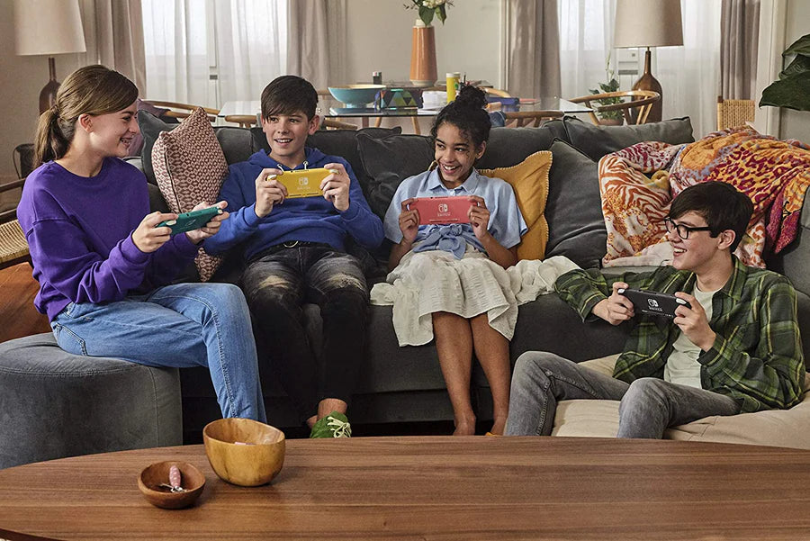 Nintendo Switch Lite Coral NINTENDO