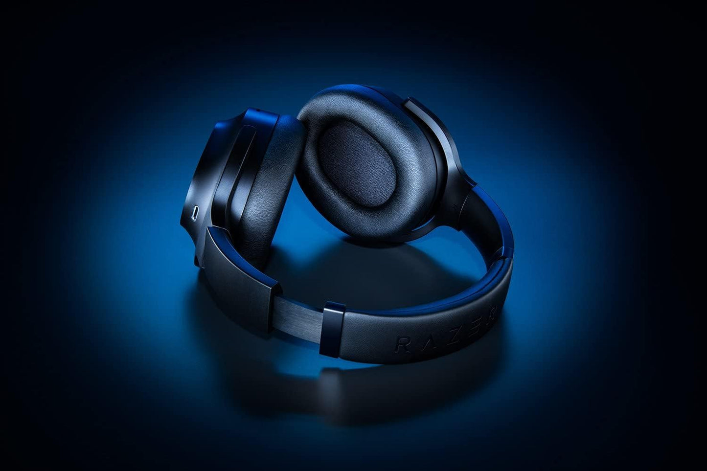 Razer Barracuda Pro Wireless Gaming Headset (PC, PlayStation, Switch 2, iPhone, Smartphones): Hybrid ANC - 2.4GHz Wireless + Bluetooth RAZER