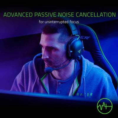 Razer BlackShark V2 With USB Sound Card - THX 7.1 Spatial Surround Sound RAZER